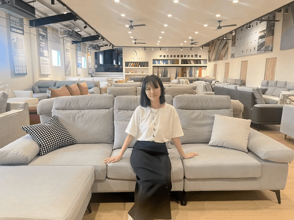 yks sofa chanhua visit 2