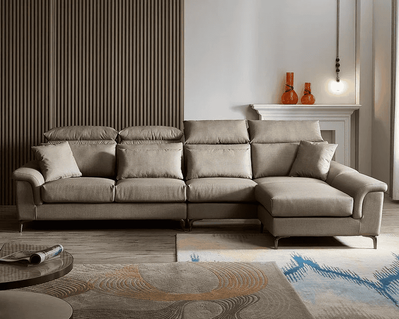 YKS 亞伯特 L 型貓抓皮沙發具備抗油汙特性，打翻醬汁在沙發上也很好清潔